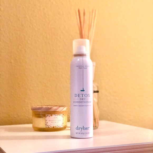 DryBar Other - 😞SOLD on Ⓜ️ DryBar Detox Dry Conditioner